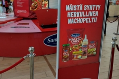 kosketusnaytto-torni-personoitu
